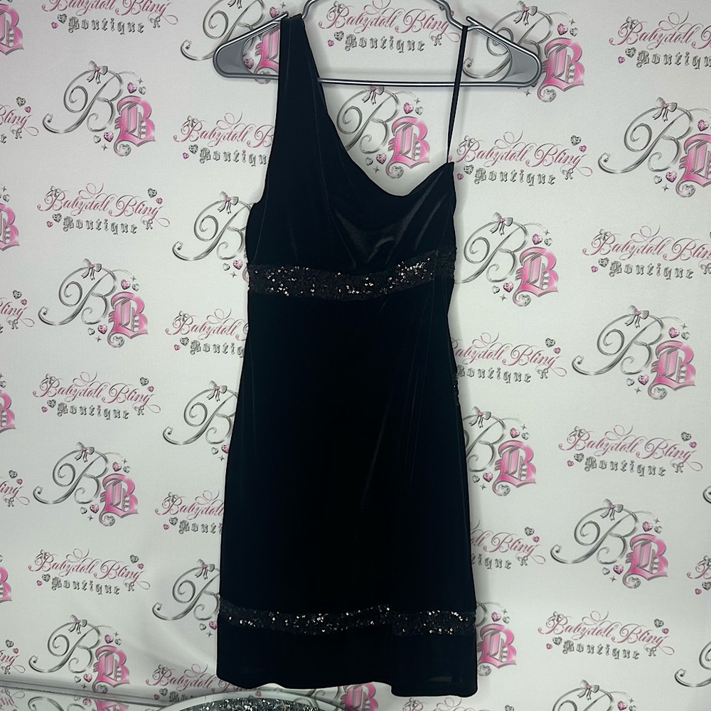 B smart dress one shoulder Elegant Black Dress with Sequin Detail velvet velour